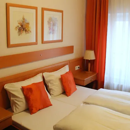 Weidenhof 3* Dusseldorf