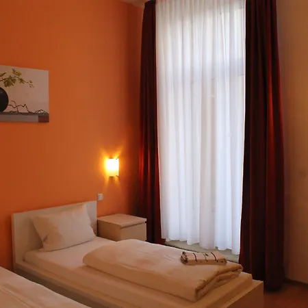 Weidenhof 3* Dusseldorf